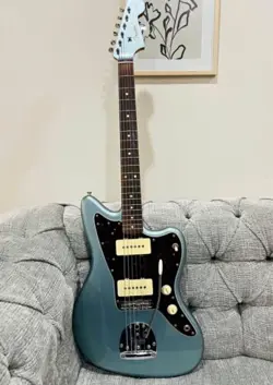 FENDER VINTERA 60S JAZZMASTER ICE BLUE METALIC ELECTRIC GUITAR MADE IN MEXICO