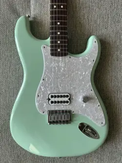 2023 FENDER LIMITED EDITION TOM DELONGE STRATOCASTER SURF GREEN W DELUXE GIG BAG