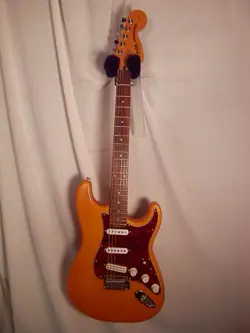 SQUIER BY FENDER STANDARD SERIES STRATOCASTER NATURAL ELECTRIC GUITAR USED