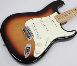 2015 FENDER STANDARD STRATOCASTER ELECTRIC GUITAR, BROWN SUNBURST