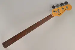 1977-1978 VINTAGE FENDER