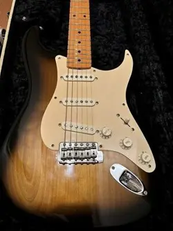 USA SIGNATURE MODEL