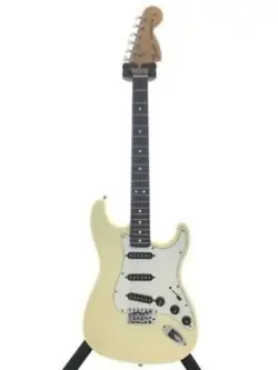 FENDER JAPAN ST72-75 ELECTRIC GUITAR WHITE 1993-1994 USED FROM JAPAN