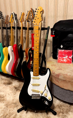STRATOCASTER BLACK MODIFIED