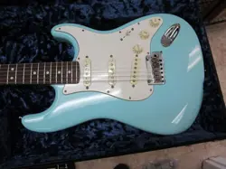CLASSIC STRATOCASTER DAPHNE