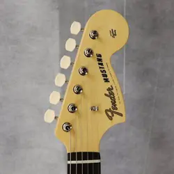 FENDER MIJ CHAR
