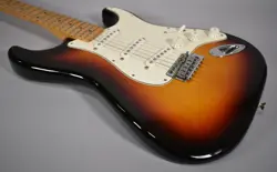 3-TONE SUNBURST MIM