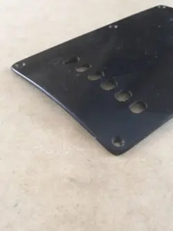 VINTAGE STRAT FENDER