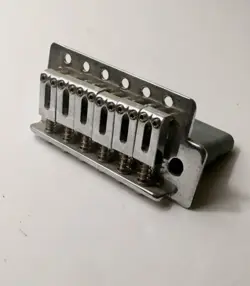 BRIDGE STRATOCASTER AGE