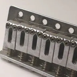 SADDLES TREMOLO BRIDGE