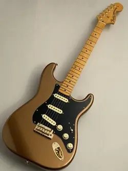 FENDER BRUNO MARS STRATOCASTER 4.05KG