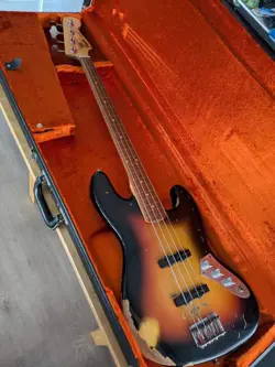 2008 FENDER CUSTOM SHOP JACO PASTORIUS BASS GUITAR - HARDCASE AND CERTIFICATE