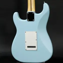 FENDER MIJ JUNIOR COLLECTION STRATOCASTER   SATIN DAPHNE BLUE