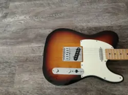 2016 FENDER TELECASTER