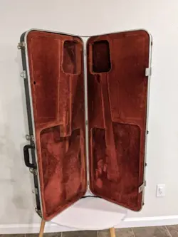 VINTAGE 1979 FENDER USA MOLDED GUITAR CASE STRAT STRATOCASTER