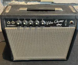 1964 FENDER VIBRO CHAMP 6-WATT 1X8