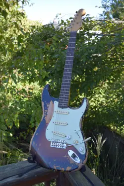 FENDER MIKE MCCREADY STRATOCASTER 3-COLOR SUNBURST ELECTRIC GUITAR - MIM - OHSC