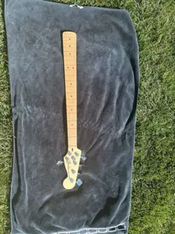 FENDER SQUIER 5 STRING JAZZ BASS NECK MAPLE