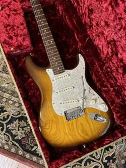 2003 FENDER AMERICAN DELUXE STRATOCASTER - STUNNING!