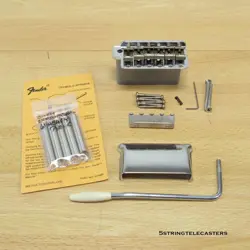 FENDER CUSTOM SHOP 61 RELIC STRATOCASTER TREMOLO BRIDGE COVER ARM PAT PEND