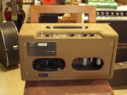 FENDER '63 REVERB UNIT REISSUE