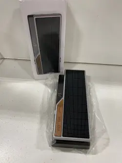 NEW FENDER TREAD-LIGHT