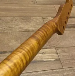 WARMOTH FENDER TM22B8