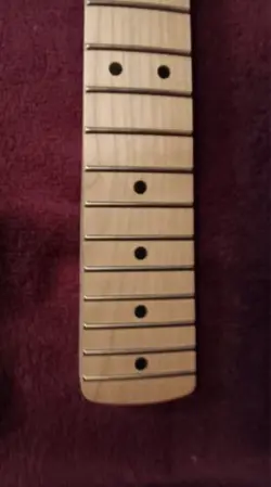 STRATOCASTER MAPLE LOADED