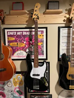 FENDER PLAYER SERIES JAZZ BASS, BLACK