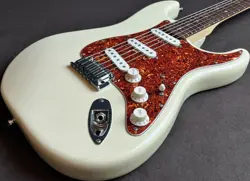 FENDER FSR AMERICAN DELUXE STRATOCASTER WBL RW ELECTRIC GUITAR