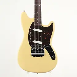 FENDER JAPAN MG69 YELLOW WHITE USED 2010-2012 BASSWOOD BODY W/SOFT CASE
