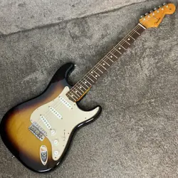 FENDER AMERICAN VINTAGE '62 STRATOCASTER USED ELECTRIC GUITAR