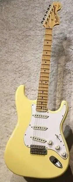 FENDER YNGWIE MALMSTEEN STRATOCASTER VINTAGE WHITE 2016 JD16020496 3.56KG