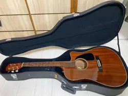 FENDER DREADNOUGHT ACOUSTIC-ELECTRIC