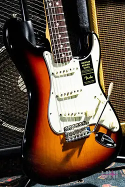 FENDER AMERICAN ORIGINAL 60S STRATOCASTER 2019
