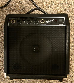 FENDER ELECTRIC GUITAR AMP SP-10 PR-367 120V 60HZ 22W MINI PORTABLE