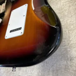 2013 FENDER USA STRATOCASTER DELUXE ALDER BODY SUNBURST W/ BRIDGE LUTHIER BUILD