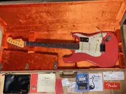 RED FENDER FENDER