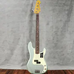 FENDER / AMERICAN PROFESSIONAL II PRECISION BASS MYSTIC SURF GREEN
