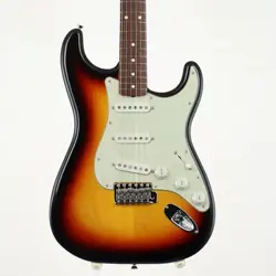 FENDER TRADITIONAL II 60S STRATOCASTER 3-COLOR SUNBURST