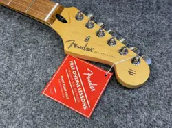FENDER PLAYER STRATOCASTER NECK, MAPLE/PAU FERRO, MODERN C, 22 FRET, 9.5, LOADED