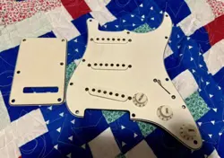 FENDER STRATOCASTER MEXICO LOADED SSS PICKGUARD