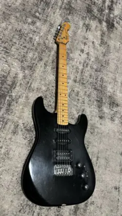 VINTAGE 1989  SQUIER II STRATOCASTER MADE IN KOREA BLACK !