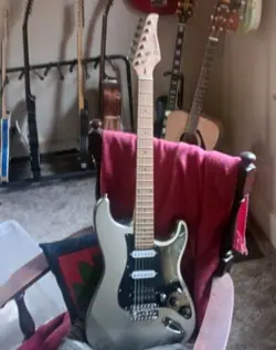 FENDER STRAP STRINGS