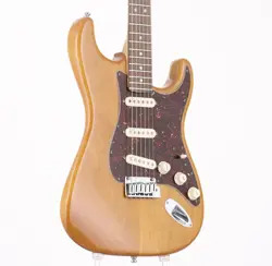 FENDER AMERICAN DELUXE STRATOCASTER AMBER