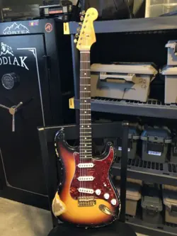 FENDER STRATOCASTER TEXAS SPECIALS HARD CASE