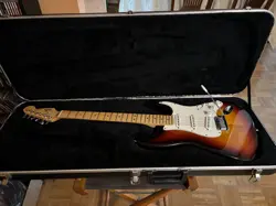 STRATOCASTER '89