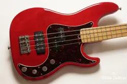 FENDER AMERICAN DELUXE PRECISION BASS 2000 ELECTRIC BASS GUITAR