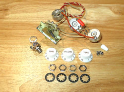920D CUSTOM USA WHITE STRATOCASTER ELECTRONIC CONTROL POTS HARNESS
