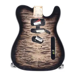 FENDER AMERICAN PALE